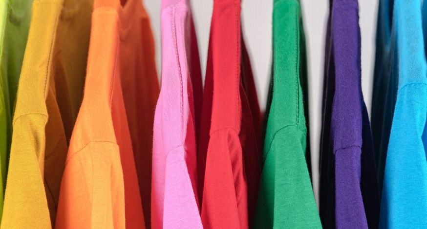 Adding Color to Your Wardrobe in 5 Different Ways